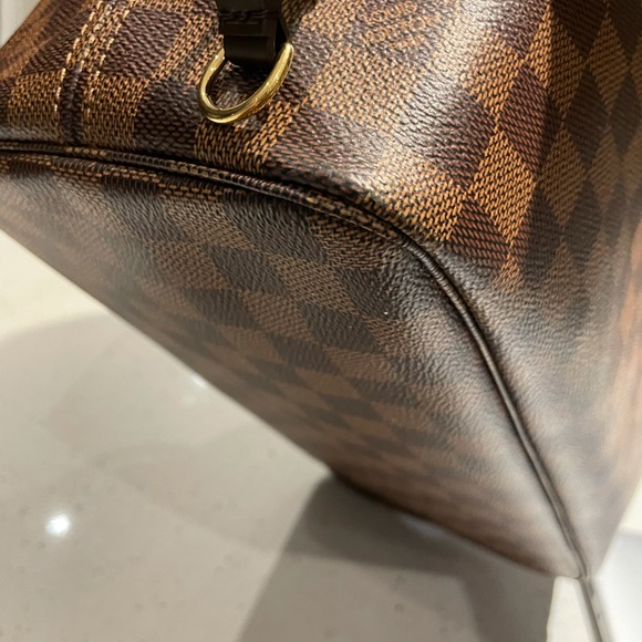 Louis Vuitton Neverfull MM in Damier Ebene - Picture 6 of 13